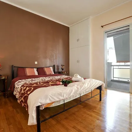 Apartment Near Stavros Niarchos Park & Acropolis *