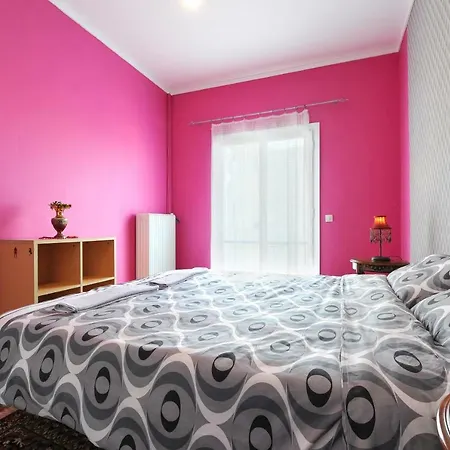 Near Stavros Niarchos Park & Acropolis Apartment *