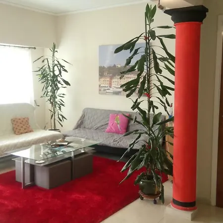 Near Stavros Niarchos Park & Acropolis Apartment Athens