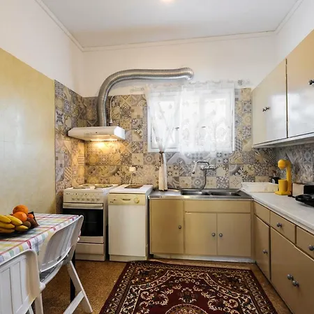 Near Stavros Niarchos Park & Acropolis Apartment