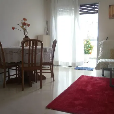 Apartment Near Stavros Niarchos Park & Acropolis *